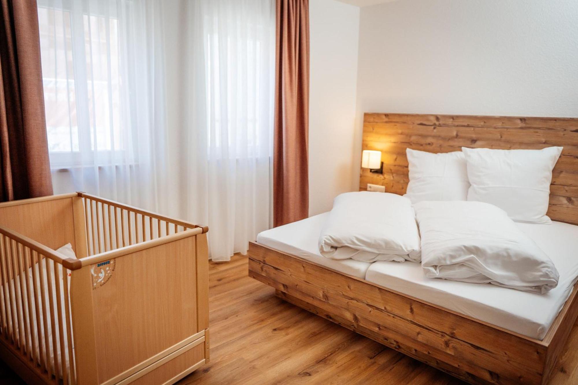 Bauernhaeusle Hotel Hessigheim Bagian luar foto